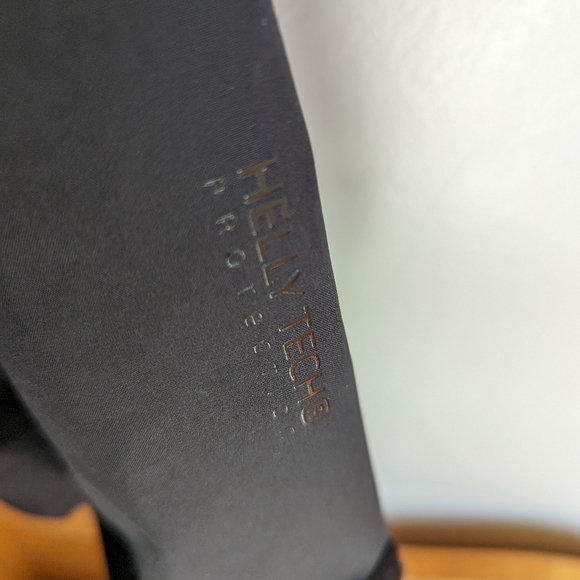 Helly Hansen Rain Jacket - Picture 5 of 5